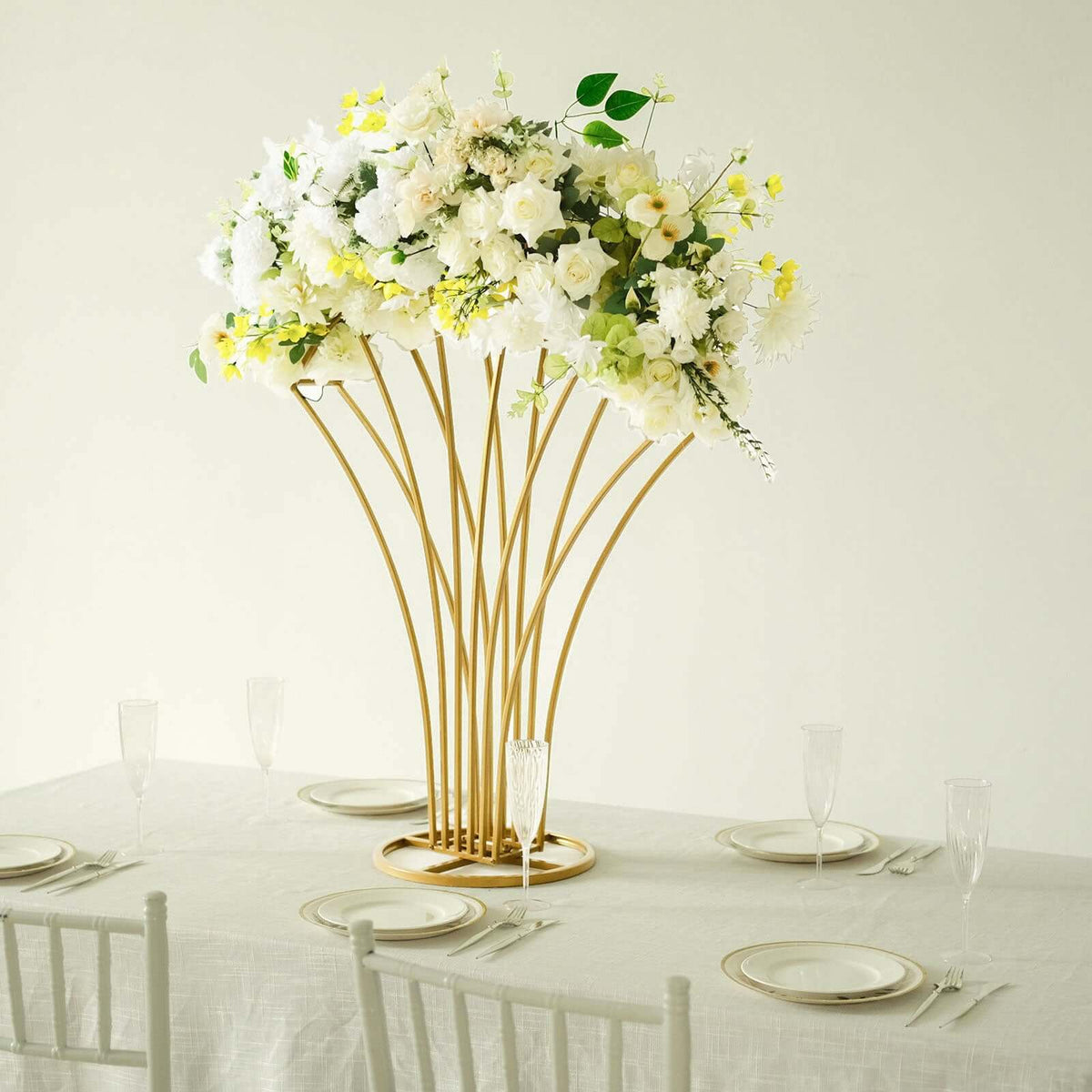 Gold Metal Flower Frame Table Centerpiece 32" Scalloped Fan Shape Design - Wedding Floral Display Stand